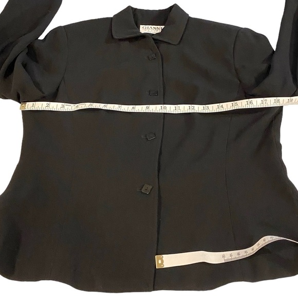 Gianni petite blazer button down black womans size 8 excellent condition - Picture 5 of 10